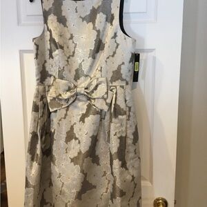 Tahari Women’s Dress in Cream and Gray Floral